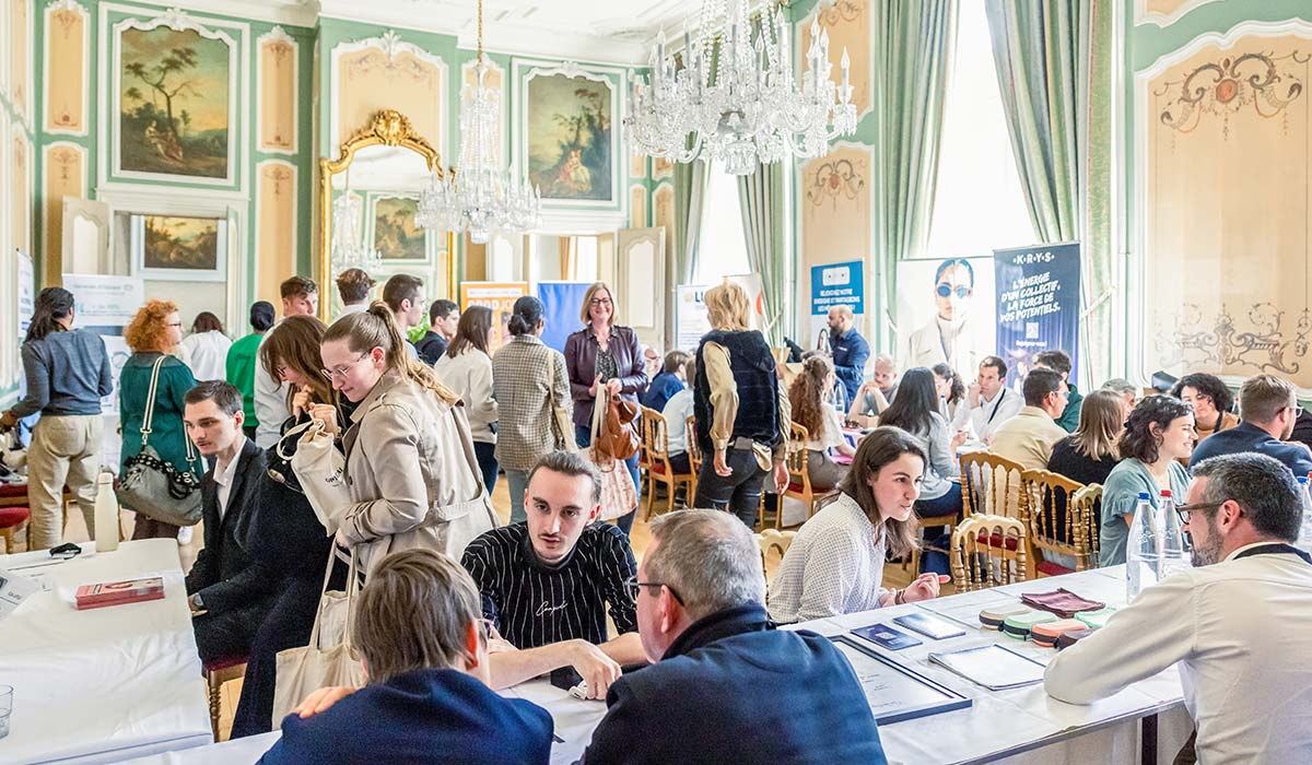 Les paroles de recruteurs