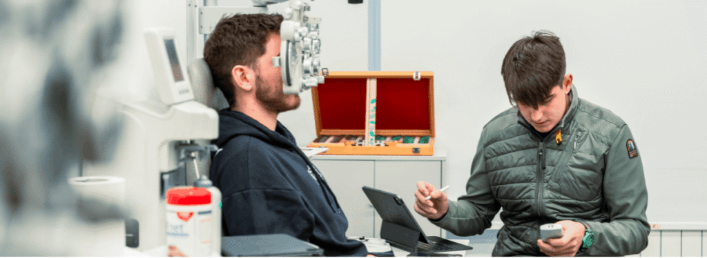 étude opticien lunetier